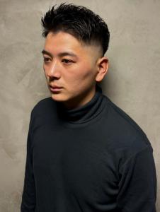 ツーブロック　黒髪　スキンフェード　バーバースタイル メンズ - 完全個室 THIS IS BARBER 3rd掲載