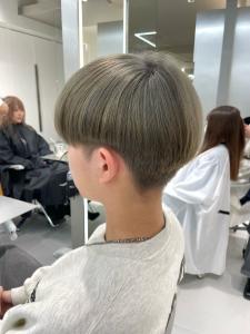 オリーブグレージュ - ar+ hair salon 新宿三丁目店掲載