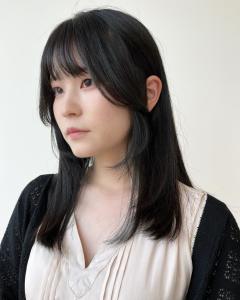 【晴音のきゅんhair】ダークグレー×顔まわりレイヤー - SARA Beauty Sight 九大学研都市店掲載