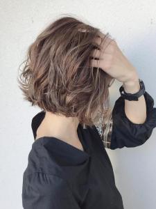ハイライト×オシャレショートボブ - 半個室型美容室 Sourire 和白店掲載