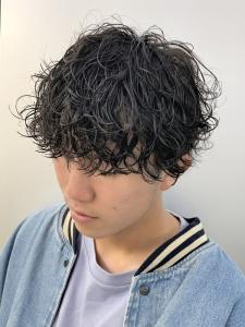 艶感ツイストスパイラルパーマ - HEAT by UNCUT＆LOUNGE掲載