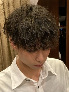 波巻きツイストスパイラルパーマ - HIROGINZA 恵比寿店【ヒロ銀座】渋谷中目黒代官山広尾掲載