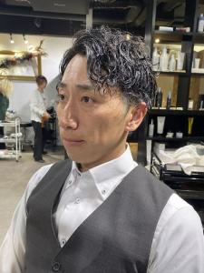 マッシュパーマ ウルフ アッシュカルマパーマ - ARCANA 明治神宮前 表参道 原宿掲載