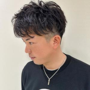 【スーツにも合う】大人のメンズパーマ - LUCK由比ヶ浜掲載
