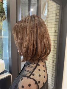 【オーガニック白髪ぼかし】ハイライト×レイヤーボブ - R hair natural & organic salon掲載