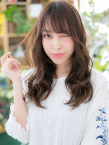 斜めバングダークアッシュ韓国風小顔カール　レイヤーロング - COVER HAIR & SPA bliss 浦和西口店【カバー ヘア アンド スパ ブリス】掲載