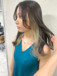 20代30代インナーカラーベージュ外ハネ【上野】 - agir hair 上野店掲載