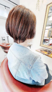 跳ねないボブスタイル - Lourdes hair design掲載