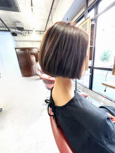 跳ねないボブスタイル - Lourdes hair design掲載