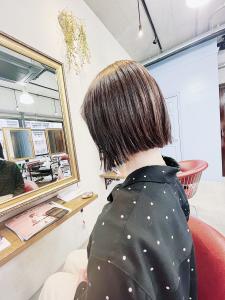 跳ねないボブスタイル - Lourdes hair design掲載