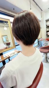 跳ねないボブスタイル - Lourdes hair design掲載