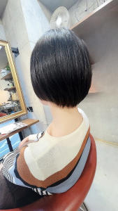 跳ねないボブスタイル - Lourdes hair design掲載