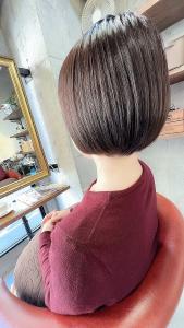 跳ねないボブスタイル - Lourdes hair design掲載