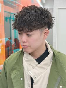 スペインカールスパイラルパーマツイストスパイラル - メンズサロンPORT浦和 ツイストスパイラル/波巻き/ブリーチ掲載
