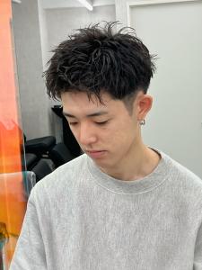 スパイキーショート - メンズサロンPORT浦和 ツイストスパイラル/波巻き/ブリーチ掲載