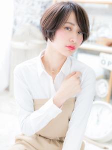 大人クール…黒髪ショートで小顔見せ　グレージュカラー - mod's hair 越谷西口店【モッズヘア】掲載