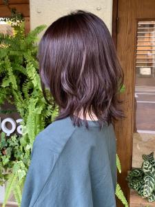 くびれミディ　くすみピンクカラー　外ハネミディ　レイヤー - HAIR&HEADSPA SQUARE＊UNO HAKATA掲載