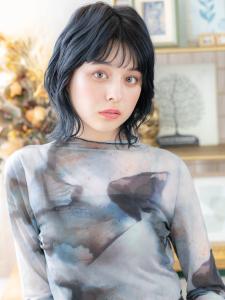 ブルーグレージュ小顔透け感ミディアムウルフ　ボブパーマ - COVER HAIR bliss 上尾西口店掲載