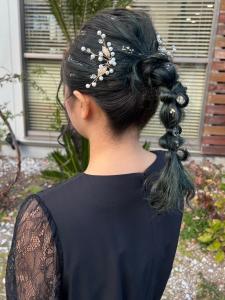 お呼ばれアレンジ　編み込みポニー　結婚式アレンジ - NAKAO COIFFURE掲載