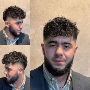 スペインカール×フェードスタイル - MEGURO BARBER SHOP 6PPONGI 目黒六掲載