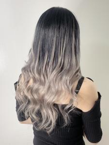 シルバーグラデーション - Bulansis Hair掲載