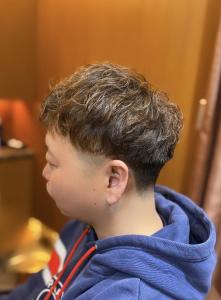 ツーブロゆるふわパーマ【理容室】 - ヘアーモードキクチ 銀座店掲載