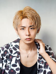 【alpha 新宿】ハイトーン×アップバング - men's salon alpha 新宿【メンズサロンアルファ】掲載