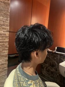 刈り上げない！ウルフ！襟足あり！ - R de beaute掲載