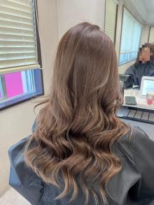 20代30代ダブルカラーミルクティーグレージュ透明感【上野】 - agir hair 上野店掲載