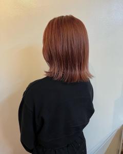 切りっぱなしボブ×ピンクヘアー