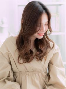 かきあげ前髪外国人風オンブレレイヤーロング　アッシュオリーブ - mod's hair【モッズヘア】越谷/越谷西口店掲載