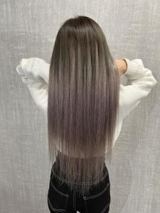 地毛が暗くても楽しめる！シルバーグラデーション！ - Lanisis Hair掲載