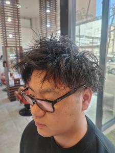 ツイストショート　2ブロック - NAP hair &Nalow homme掲載