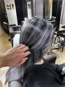 フルバング ブラウン 似合わせカット カルマパーマ - ARCANA 明治神宮前 表参道 原宿掲載