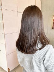 うるおいたっぷりの艶モカブラウン　 - EMU international 春日部本店掲載