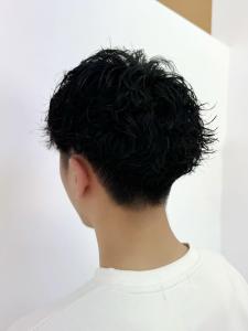朝のセットが簡単 ツイストスパイラルパーマ - Ash 十日市場店掲載