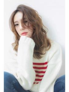 センターパート×大人クラシカル×ゆる巻きロング