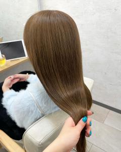 ほんのりオリーブベージュ - ECLART Reala 藤沢店掲載
