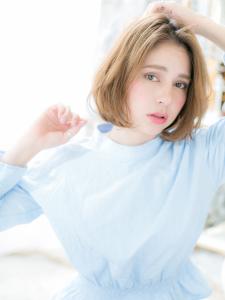 外国人風☆ナチュラルウェーブ大人ボブ　シルキーベージュ - mod's hair 越谷西口店【モッズヘア】掲載