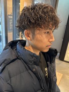 ツーブロック　ツイストスパイラルパーマ　束感　ベージュカラー - Men's Salon bloc掲載