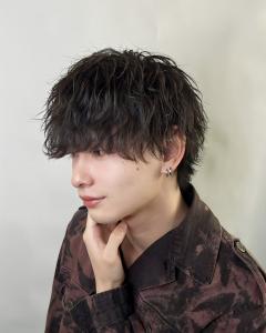 縦落ちパーマ ラウンドウルフ - メンズヘア整形サロン GOALD 渋谷神南掲載