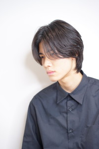センターパートウルフ - メンズヘア整形サロン GOALD 渋谷神南掲載