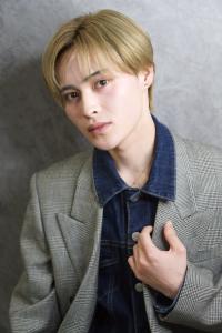 ナチュラルセンターパート - メンズヘア整形サロン GOALD 渋谷神南掲載