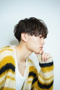 メンズヘア整形スパイラルパーマ波巻きツイストメンズパーマ髪型 - メンズヘア整形サロン GOALD 渋谷神南掲載