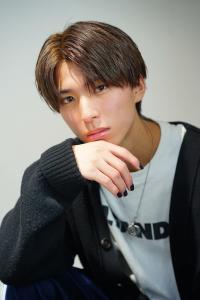 メンズヘア整形スパイラルパーマ波巻きツイストメンズパーマ髪型 - メンズヘア整形サロン GOALD 渋谷神南掲載