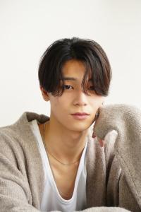 メンズヘア整形スパイラルパーマ波巻きツイストメンズパーマ髪型 - メンズヘア整形サロン GOALD 渋谷神南掲載