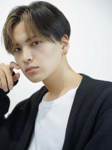 メンズヘア整形スパイラルパーマ波巻きツイストメンズパーマ髪型 - メンズヘア整形サロン GOALD 渋谷神南掲載