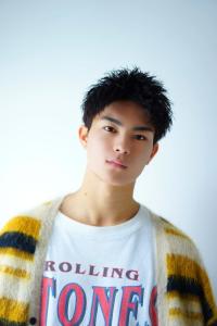 メンズヘア整形スパイラルパーマ波巻きツイストメンズパーマ髪型 - メンズヘア整形サロン GOALD 渋谷神南掲載