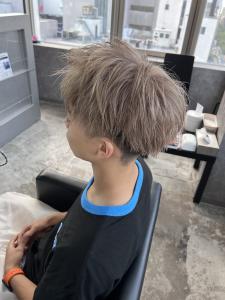 メンズヘア整形スパイラルパーマ波巻きツイストメンズパーマ髪型 - メンズヘア整形サロン GOALD 渋谷神南掲載