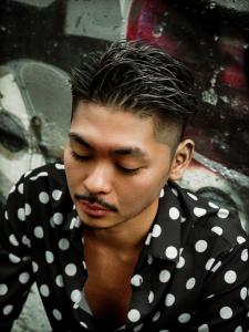 メンズヘア整形スパイラルパーマ波巻きツイストメンズパーマ髪型 - メンズヘア整形サロン GOALD 渋谷神南掲載